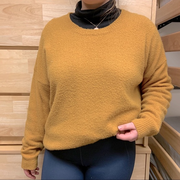 Sweaters - mustard yellow sweater
